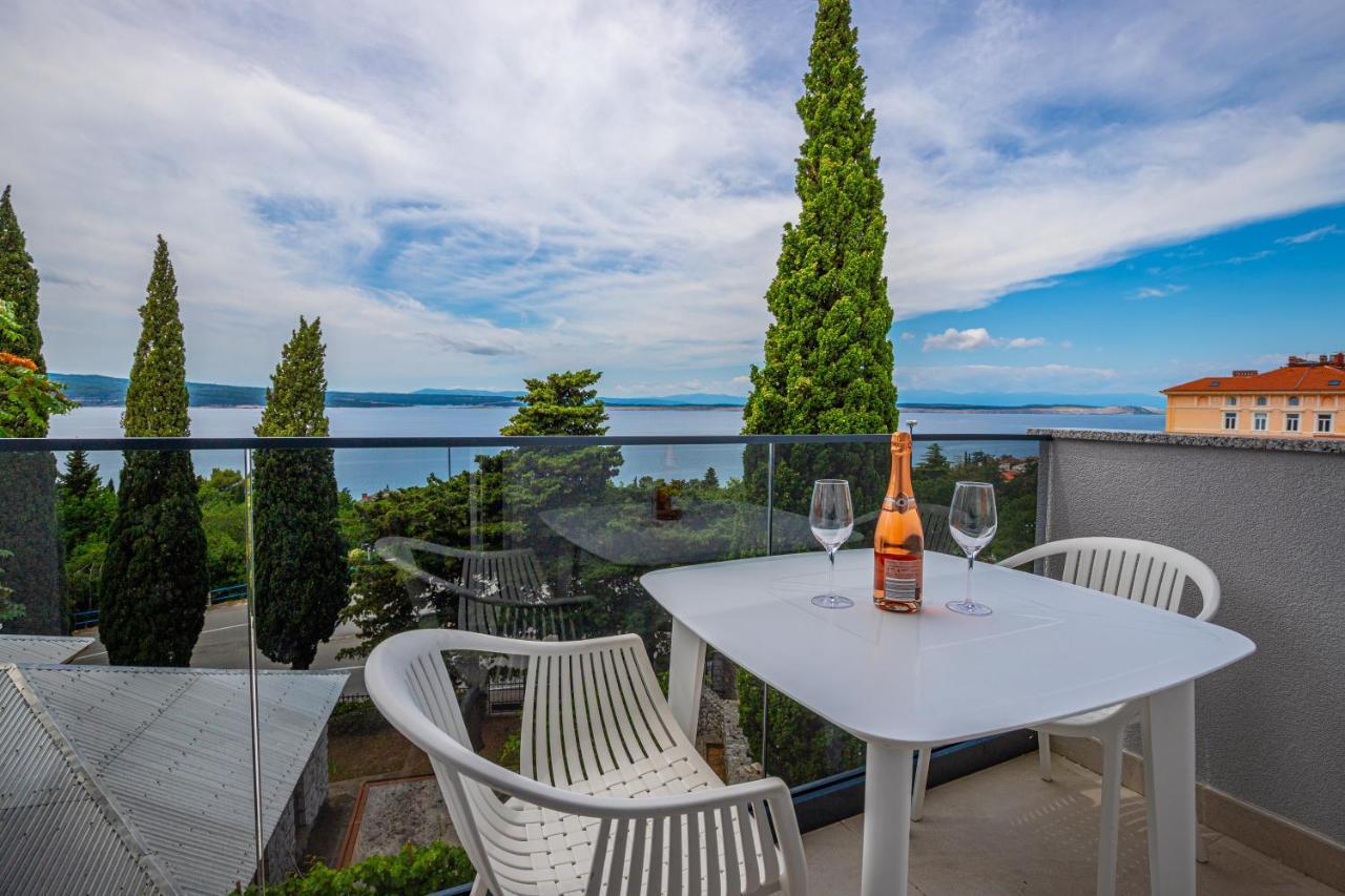 Apartmani Kecman Crikvenica Exterior foto