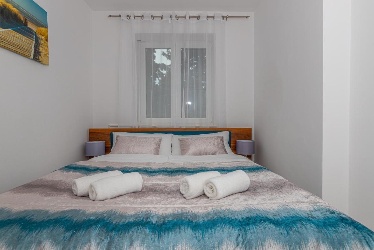 Apartmani Kecman Crikvenica Exterior foto