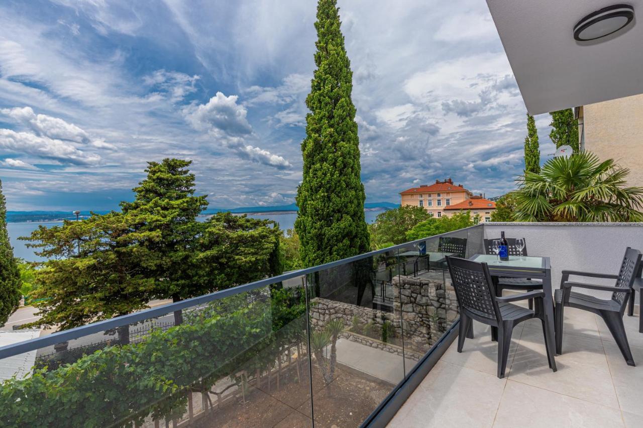 Apartmani Kecman Crikvenica Exterior foto